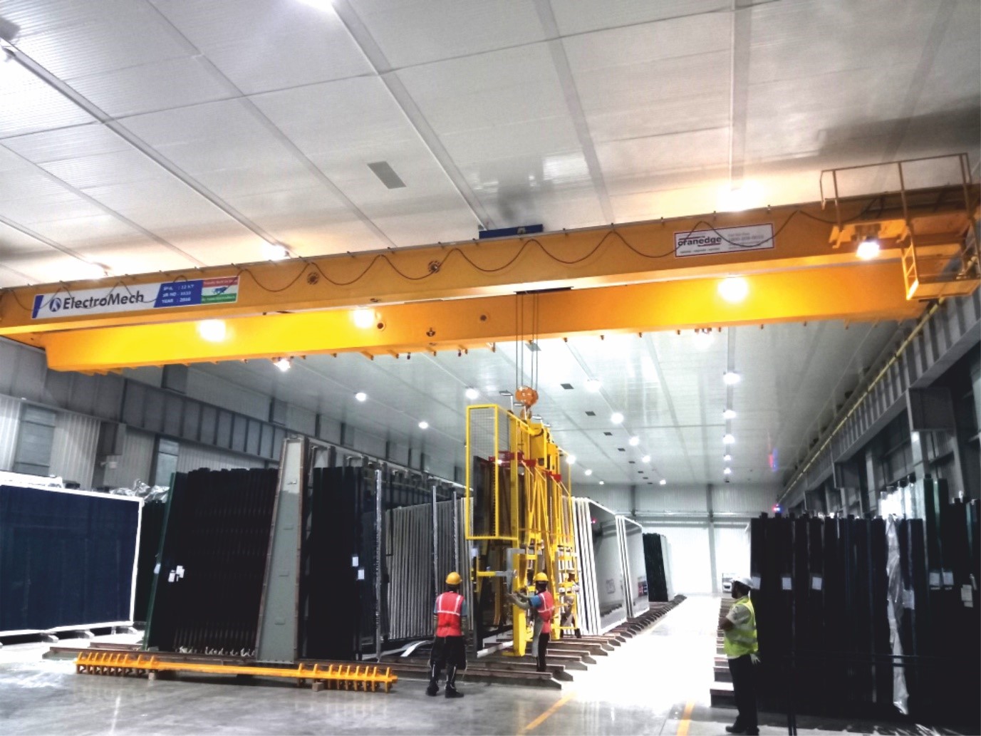 double girder cranes in glass sector