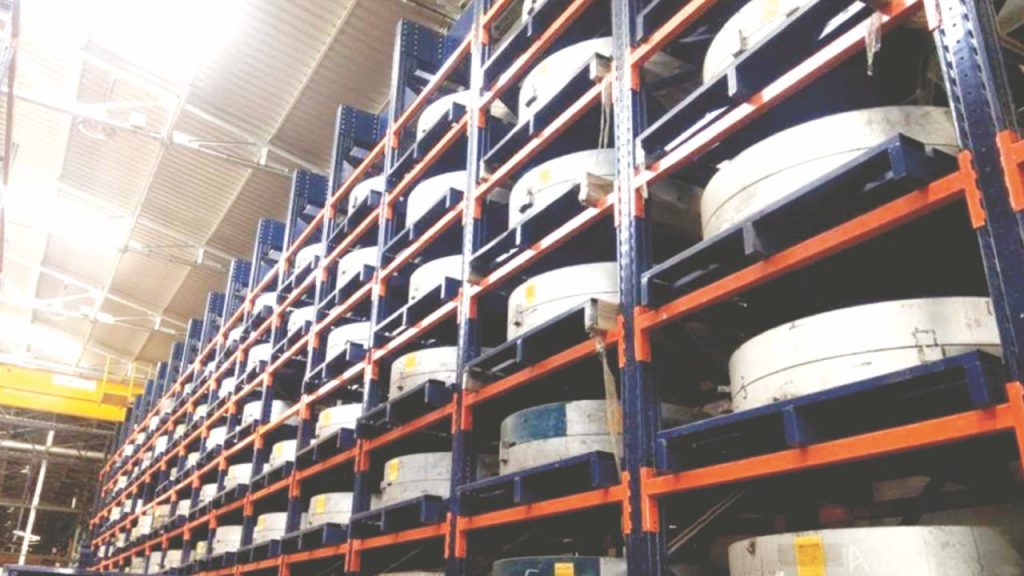 stack precious moulds safely 1