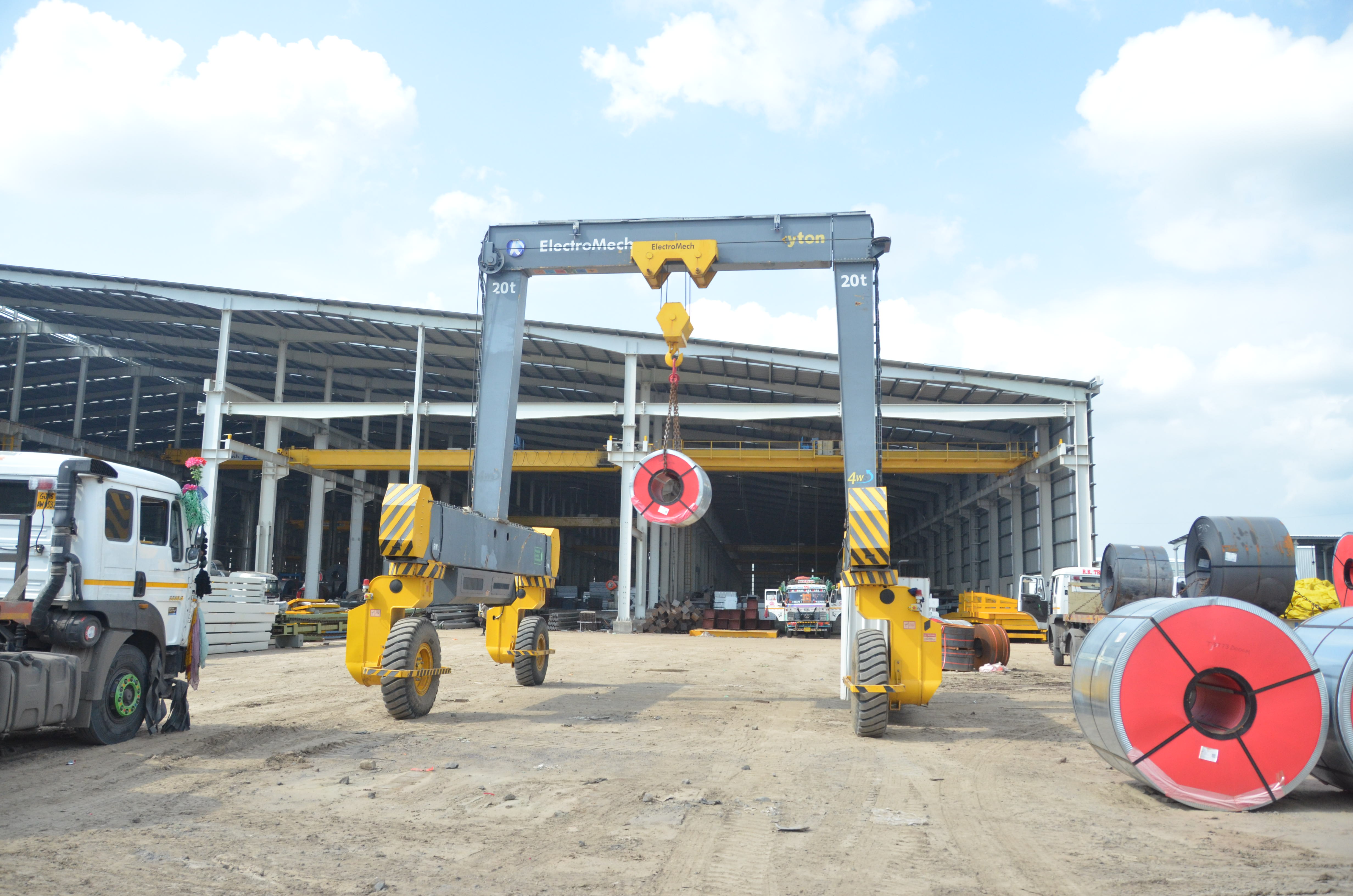 Tyton Single Girder RTG Crane View 1